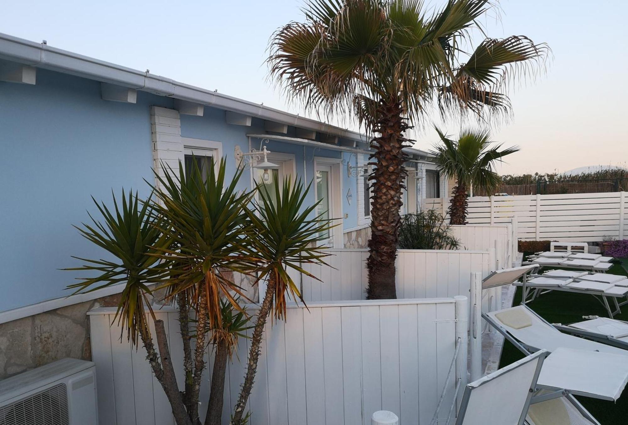 Baywatch Hotel Margherita Di Savoia Buitenkant foto